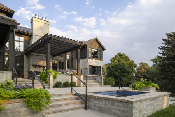 EMR_Exteriorhottub0274