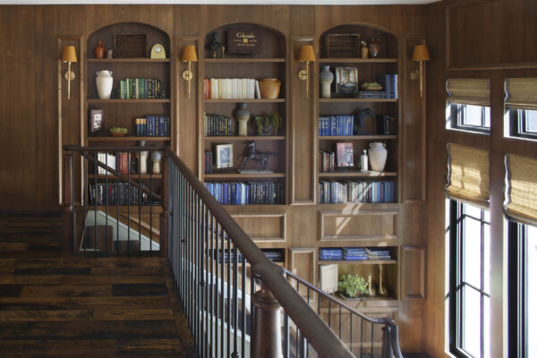 EMR_Staircasebookshelf