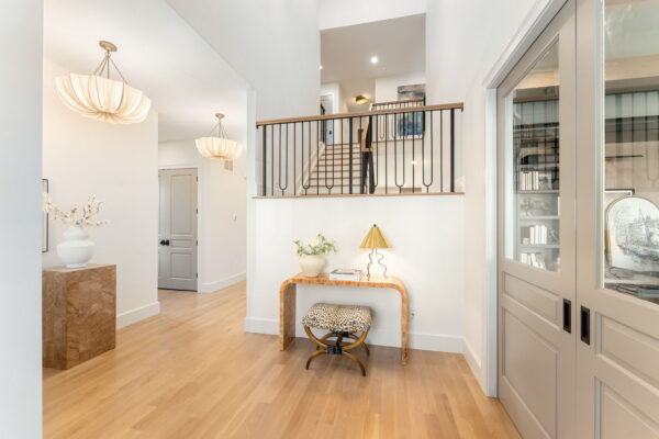 11-web-or-mls-032-916 S High St