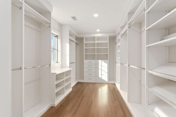 55-web-or-mls-019-916 S High St
