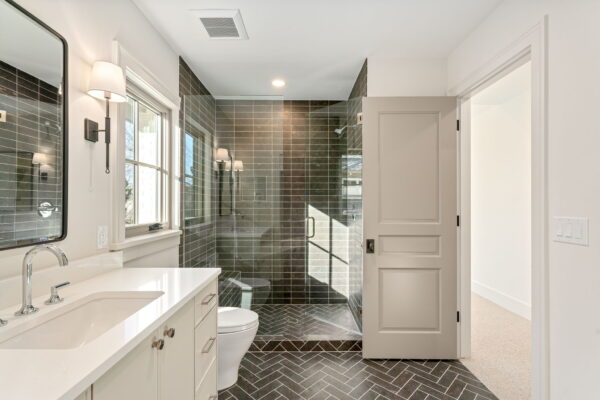 61-web-or-mls-026-916 S High St